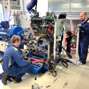 Mise au banc d’un moteur
4 Cyl. après réfection.